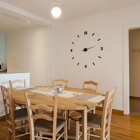 Daire Nakos Homes Luxury Apartment-acropolis Area Atina